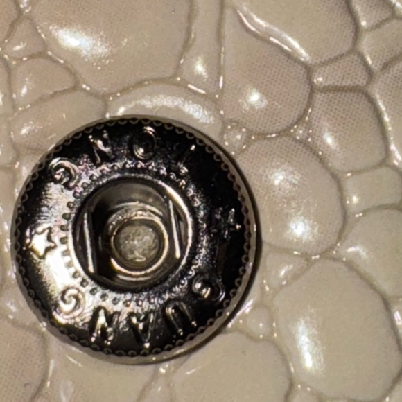 light beige faux crocodile long wallet with a  flap button closure - Picture 6 of 11